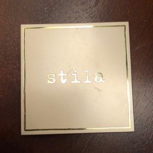 Stila Hue Highlighter